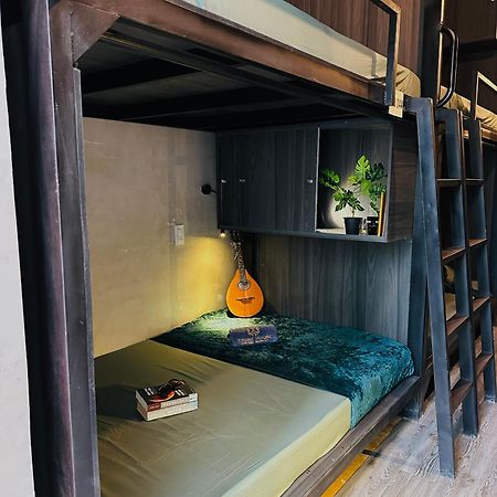 T Zone Hostel - Quiet Place, Near China Town,Ho Thi Ky Street Food,Cafe,Beer Хошимин Екстериор снимка