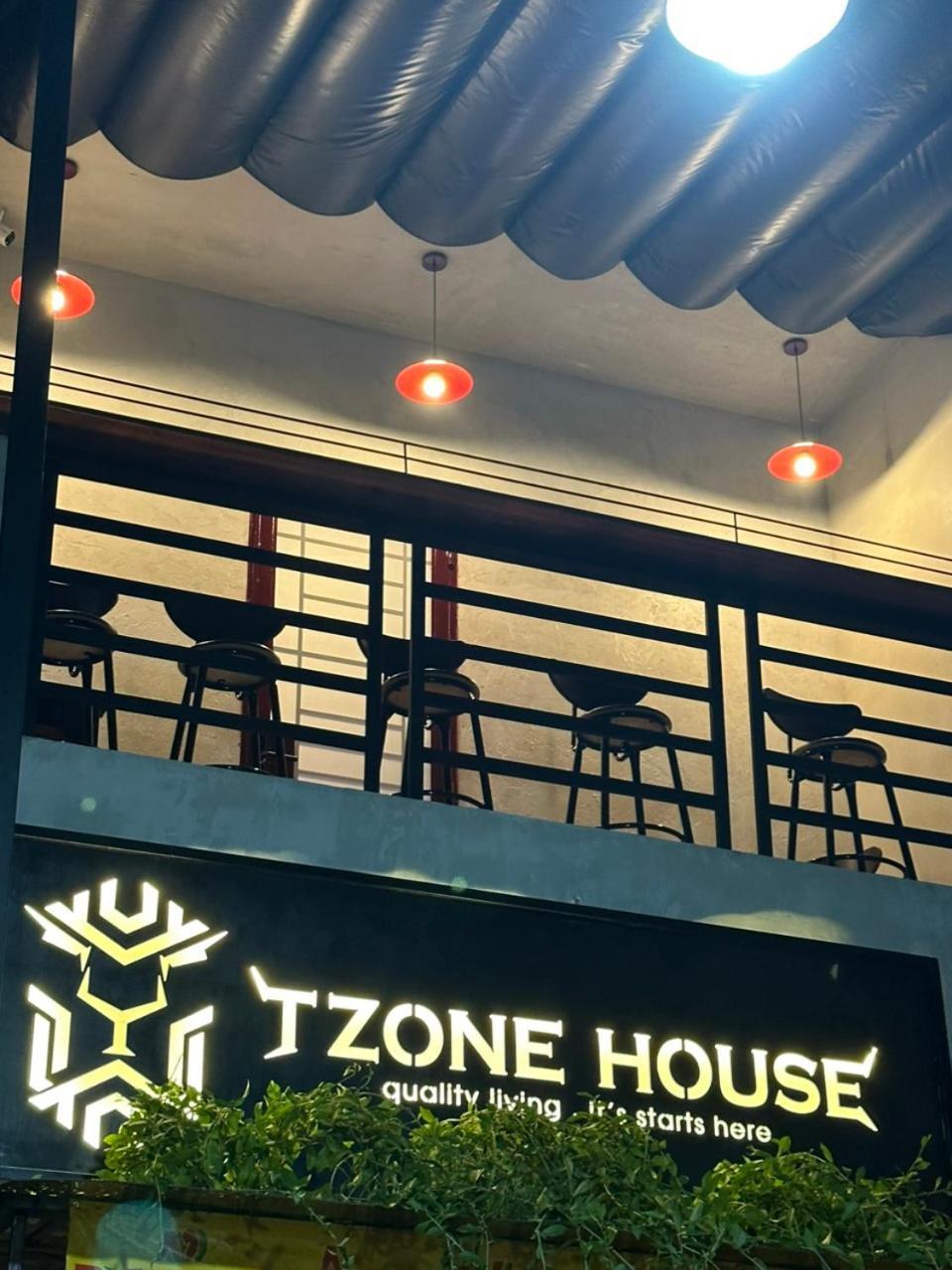 T Zone Hostel - Quiet Place, Near China Town,Ho Thi Ky Street Food,Cafe,Beer Хошимин Екстериор снимка