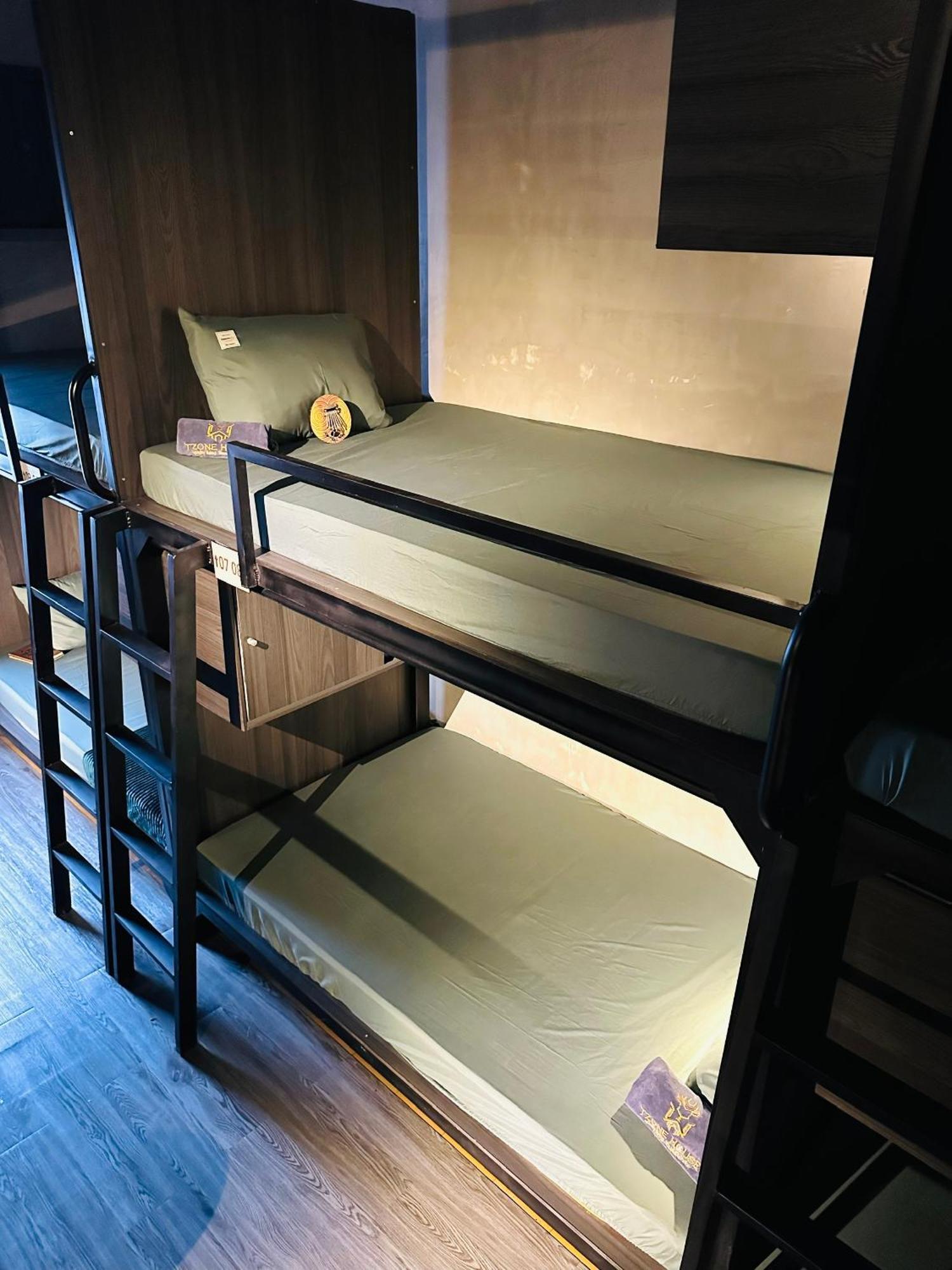 T Zone Hostel - Quiet Place, Near China Town,Ho Thi Ky Street Food,Cafe,Beer Хошимин Екстериор снимка
